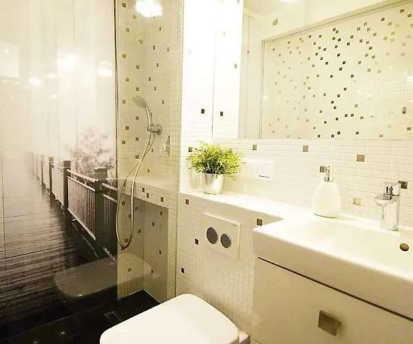 Avis - Wladyslawa 39 * غدينيا